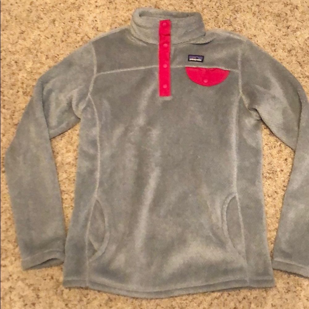 Patagonia grey pullover with hot pink trim XXL